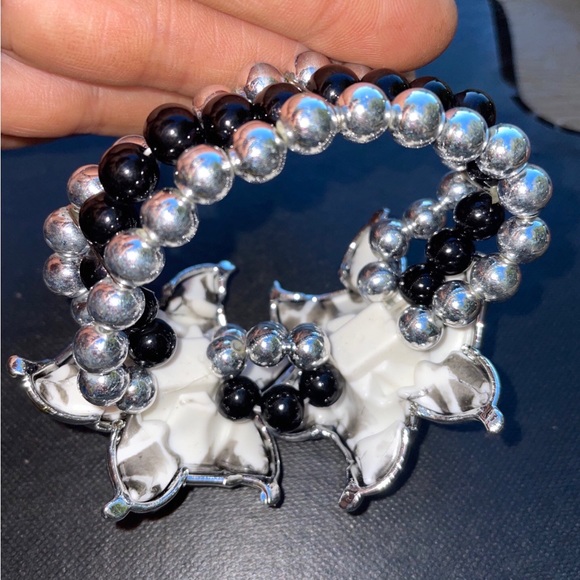 Vintage Black & White Zebra Print Multi Strand Silver Flower Stretch Bracelet 6” - Picture 8 of 12